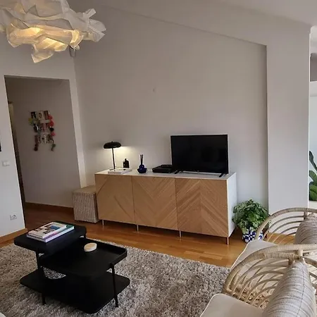 Boutique Rooftop With Ocean Views