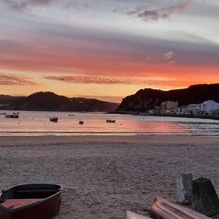 Boutique Rooftop With Ocean Views *